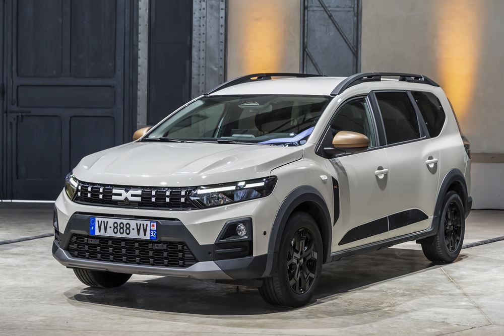 Le break compact Dacia Jogger s'offre une nouvelle calandre