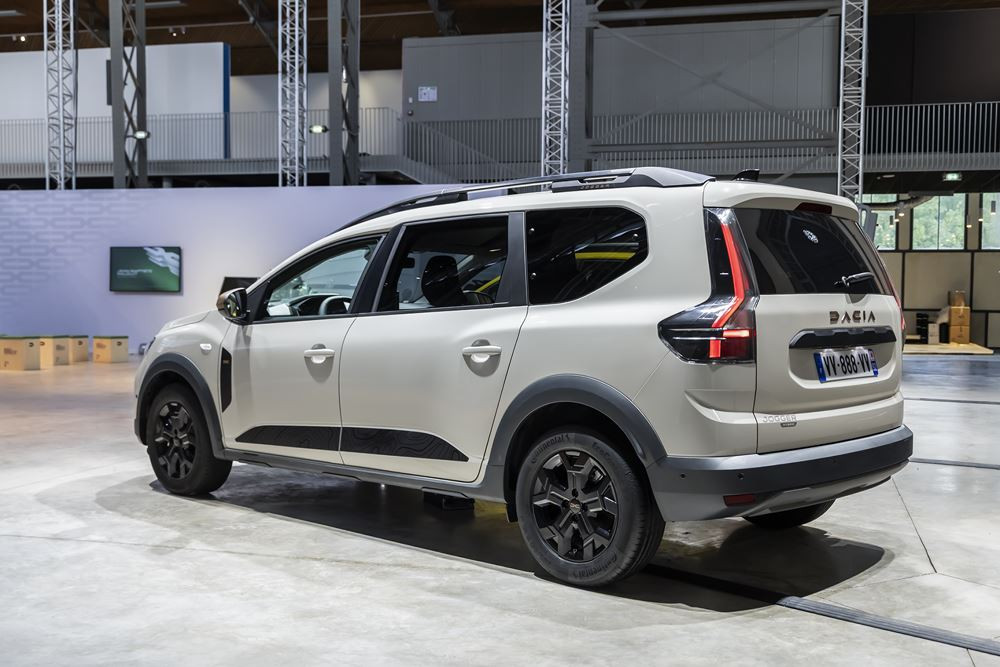 Le break compact Dacia Jogger s'offre une nouvelle calandre