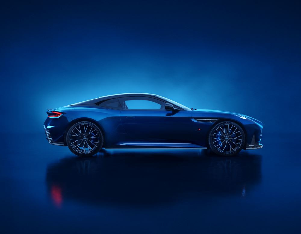 L'Aston Martin DB12 S développe une puissance de 700 ch