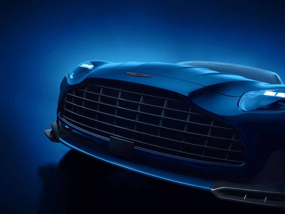 L'Aston Martin DB12 S développe une puissance de 700 ch