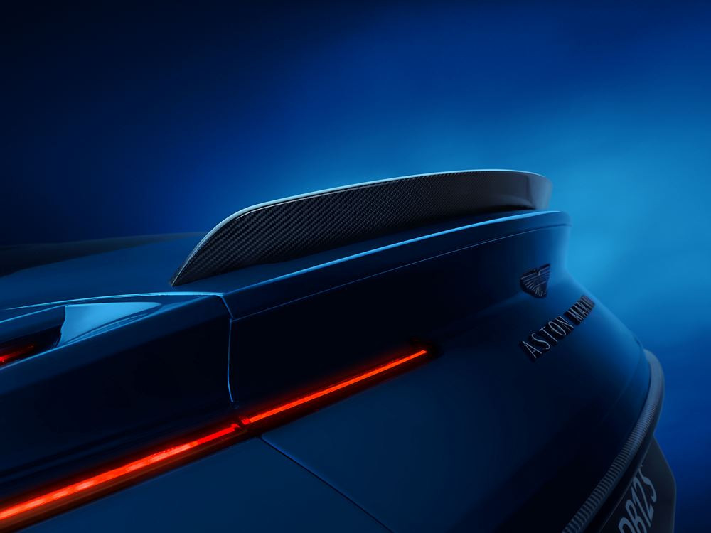 L'Aston Martin DB12 S développe une puissance de 700 ch