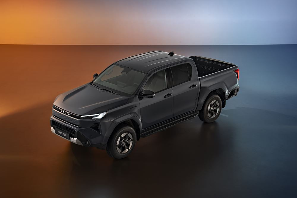 La neuvième génération du pick-up Toyota Hilux Double Cabine passe à l'électrique
