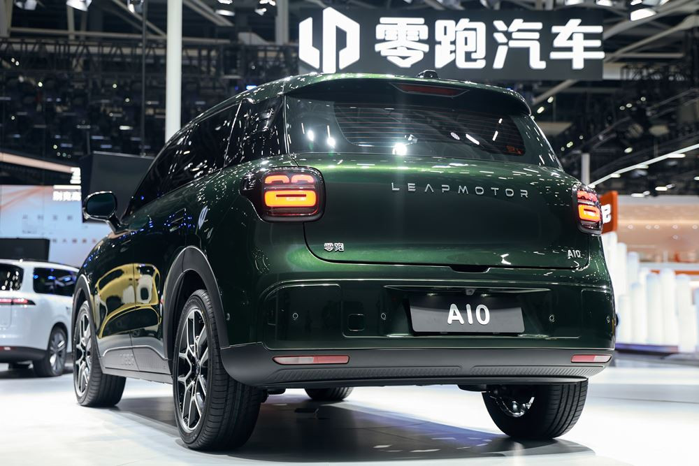 Le SUV urbain électrique Leapmotor B03X inaugure une nouvelle plateforme mondiale