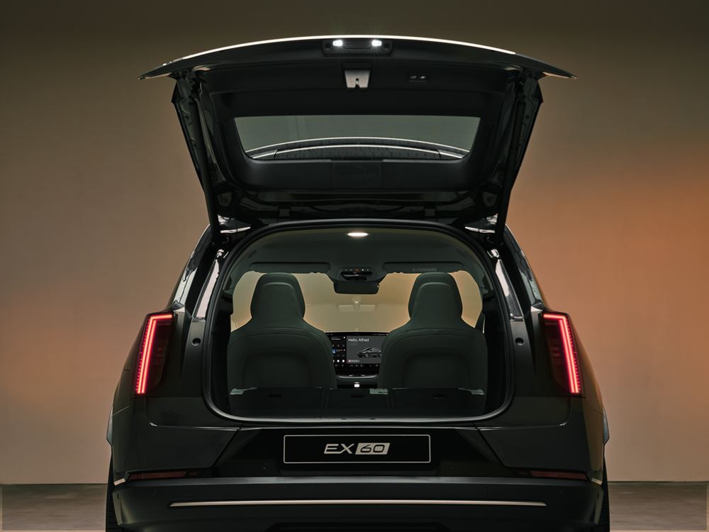 Le Volvo EX60 électrique à transmission intégrale peut parcourir jusqu'à 810 km avec une seule charge