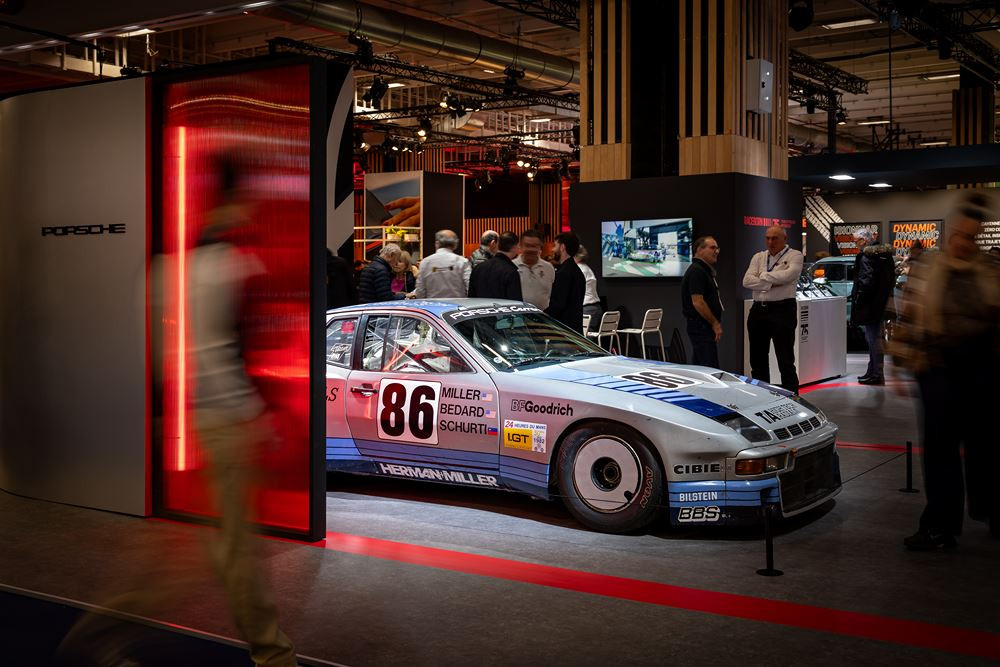 La 50ème édition du salon Rétromobile ouvre ses portes jusqu'au 1er février