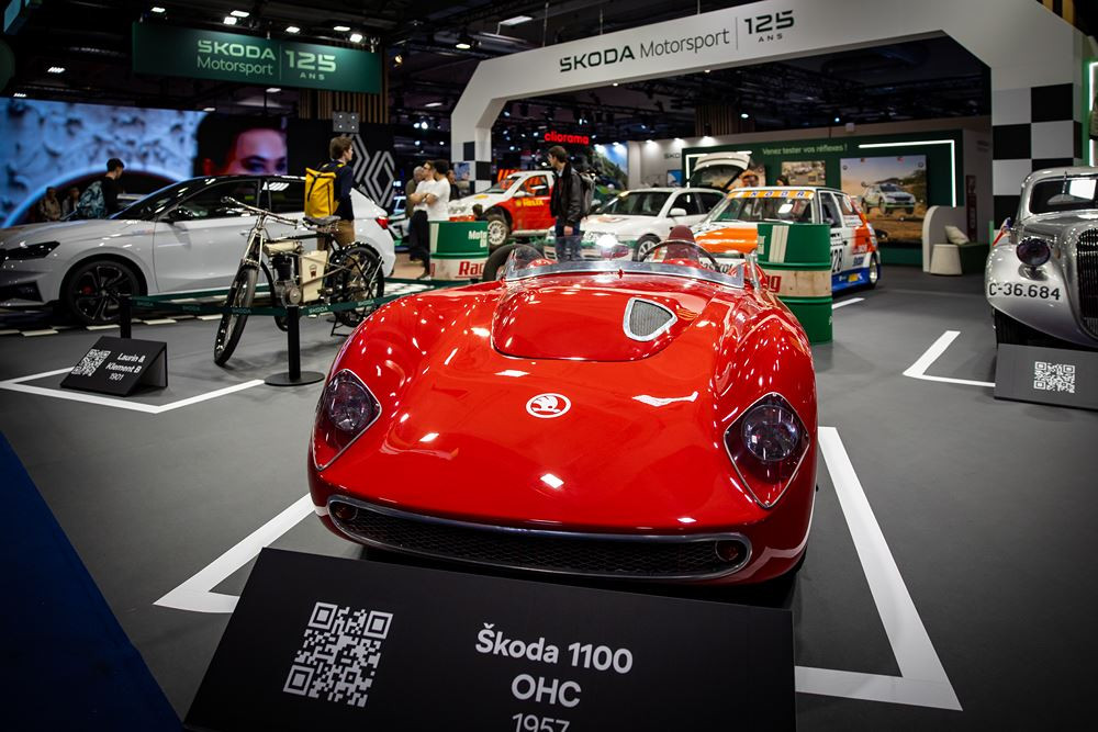 La 50ème édition du salon Rétromobile ouvre ses portes jusqu'au 1er février