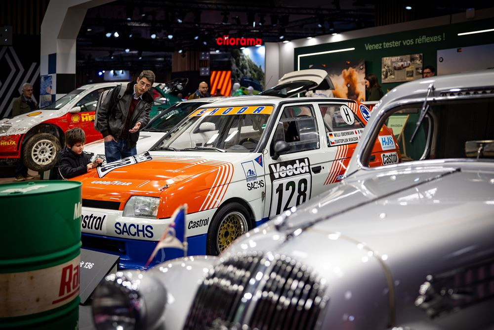 La 50ème édition du salon Rétromobile ouvre ses portes jusqu'au 1er février