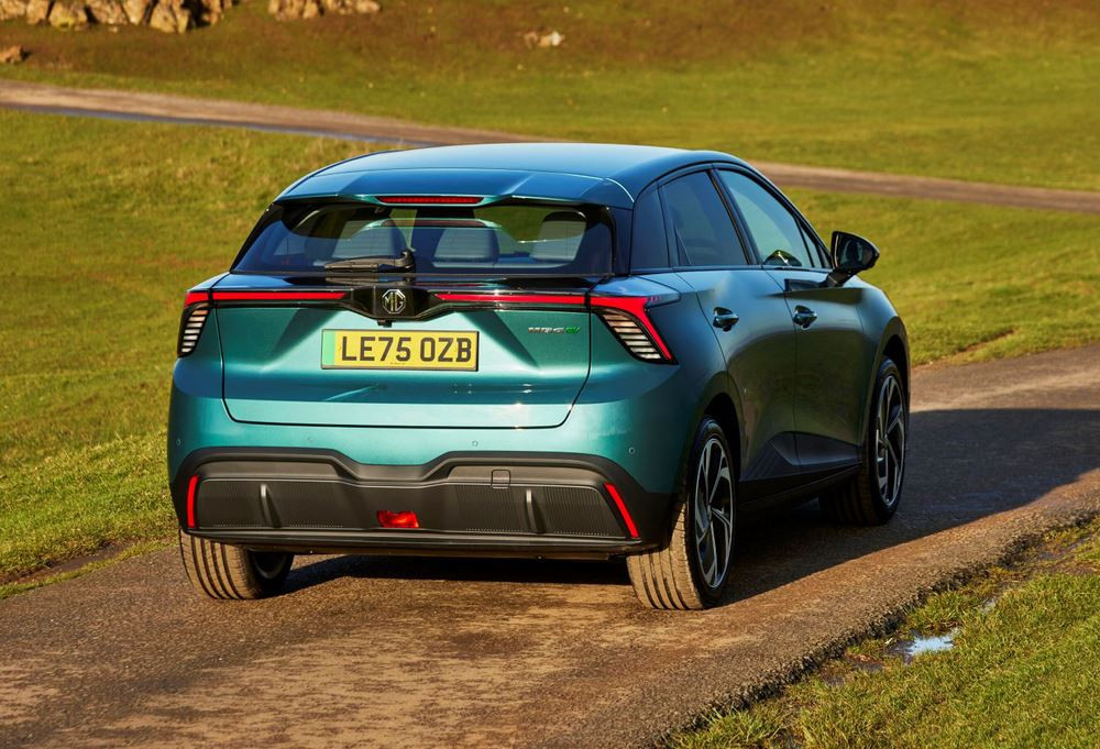 La MG4 EV revient dans une version dotée d'améliorations techniques sur la partie électrique