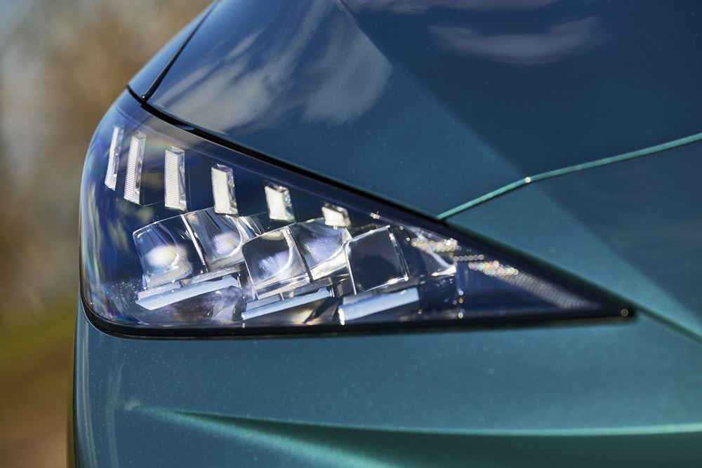 La MG4 EV revient dans une version dotée d'améliorations techniques sur la partie électrique