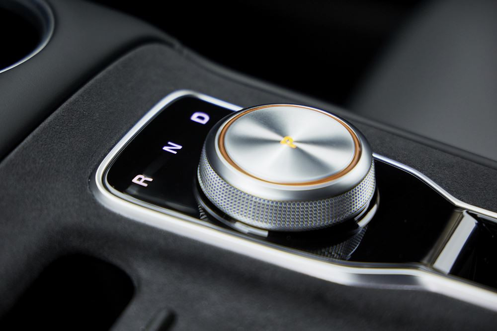 La MG4 EV revient dans une version dotée d'améliorations techniques sur la partie électrique