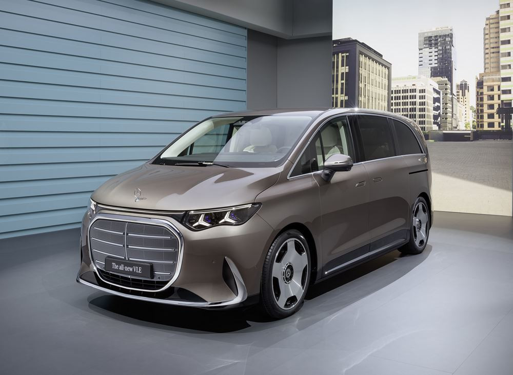Le Mercedes VLE électrique combine une conduite de limousine et la polyvalence d'un grand monospace