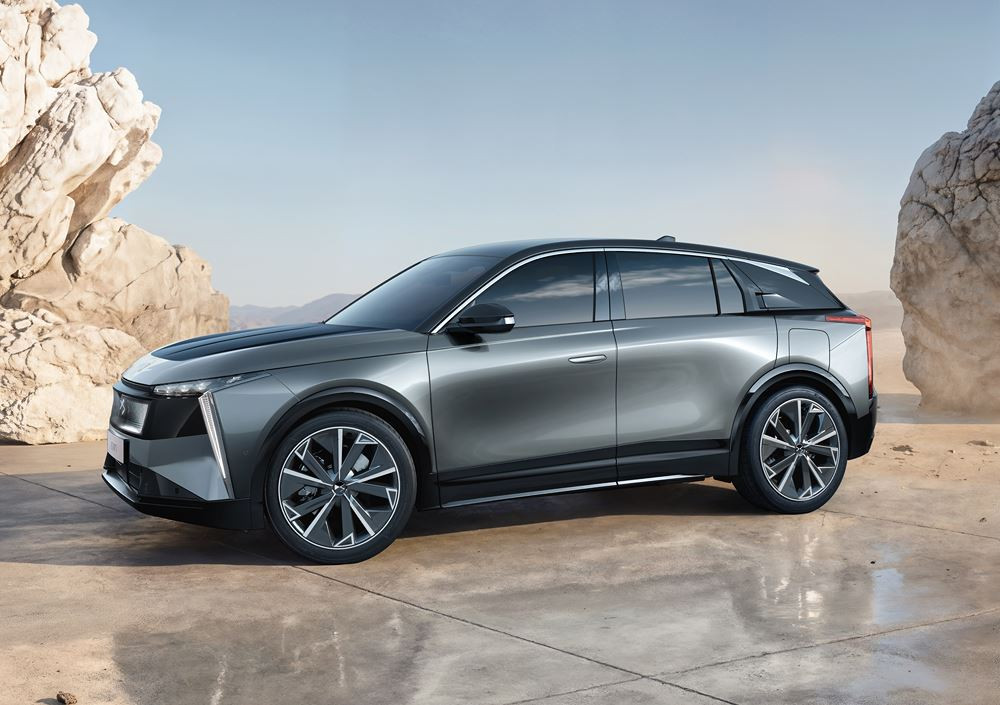Le SUV de taille intermédiaire DS N°7 revendique un style distinctif