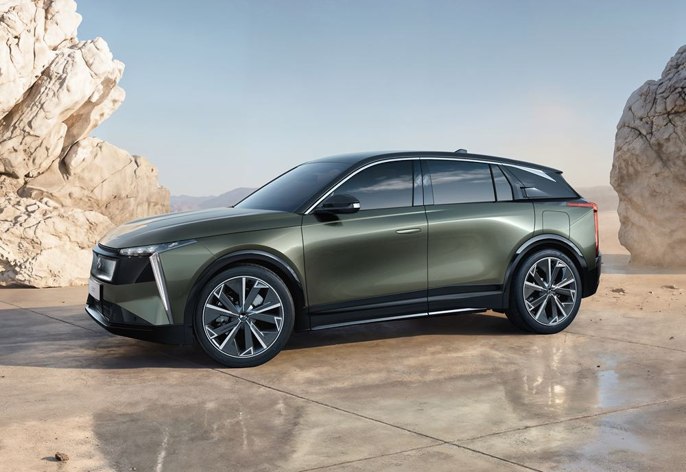 Le SUV électrique DS N°7 E-Tense FWD Long Range offre jusqu'à 740 km d'autonomie WLTP