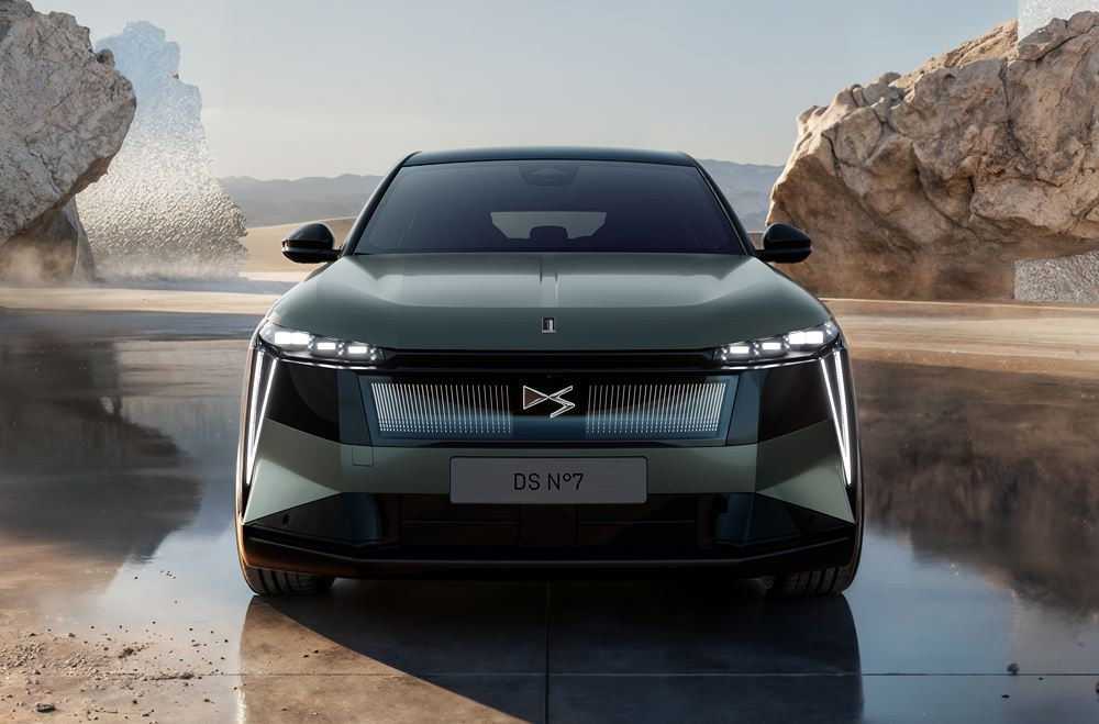 Le SUV électrique DS N°7 E-Tense FWD Long Range offre jusqu'à 740 km d'autonomie WLTP