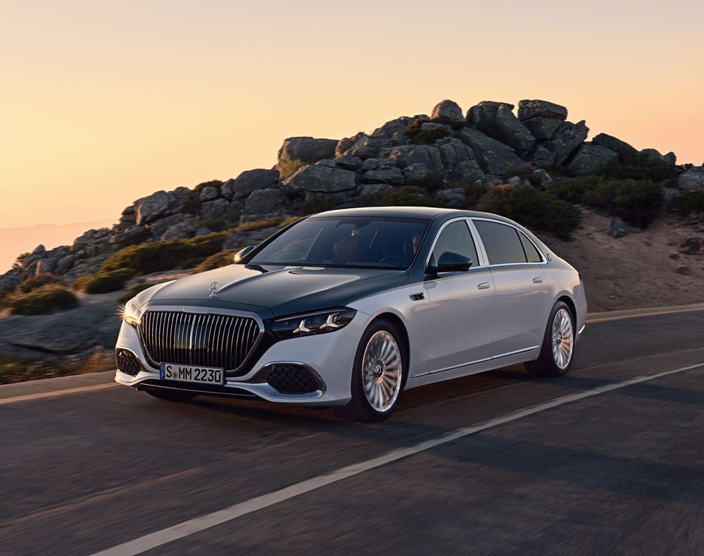 La limousine de luxe Mercedes-Maybach Classe S reçoit une mise à jour complète