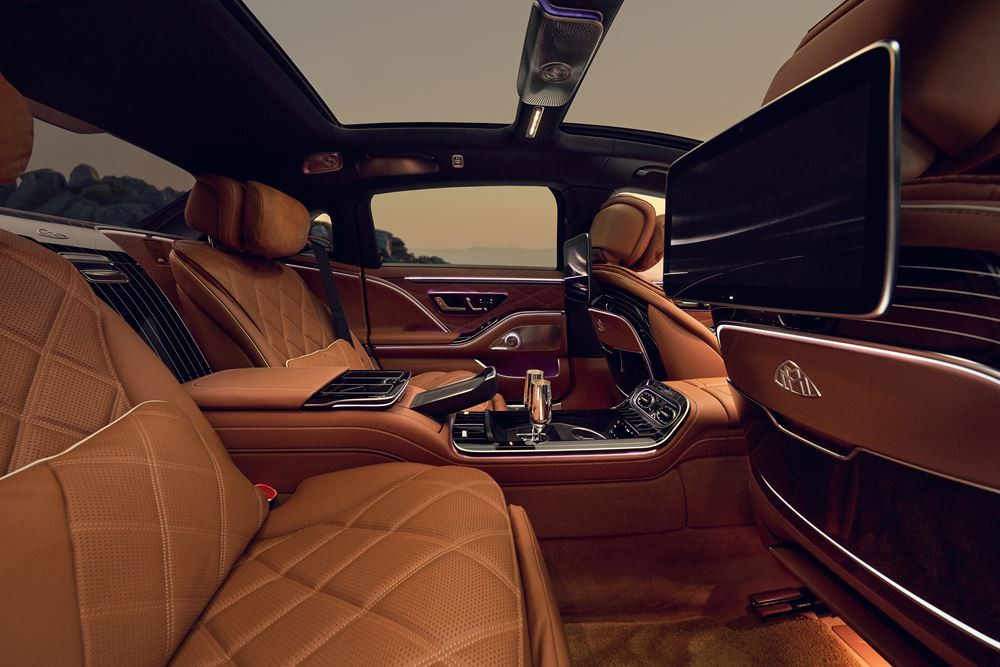 La limousine de luxe Mercedes-Maybach Classe S reçoit une mise à jour complète
