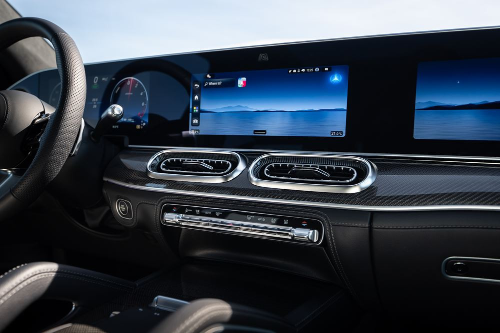 Le Mercedes-Benz GLE Coupé affiche une ligne dynamique avec des vitres latérales allongées