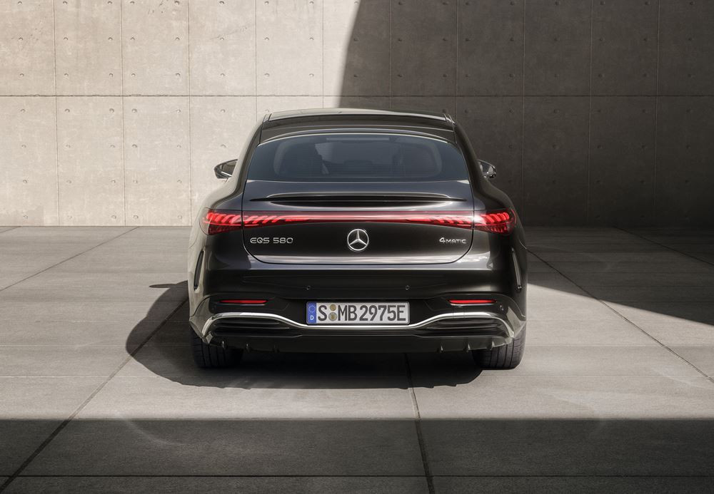 La berline de luxe électrique Mercedes-Benz EQS embarque une architecture électrique de nouvelle génération