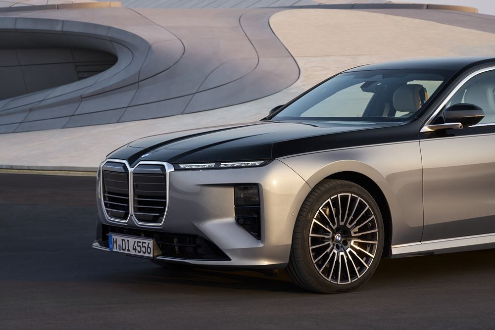 La limousine de luxe BMW Série 7 intègre les technologies de la Neue Klasse