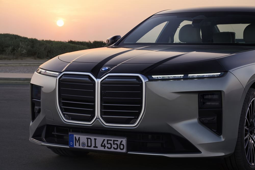 La limousine de luxe BMW Série 7 intègre les technologies de la Neue Klasse