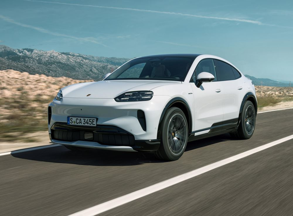 Le Porsche Cayenne Coupé Electric allie un design robuste à la ligne de toit de la 911