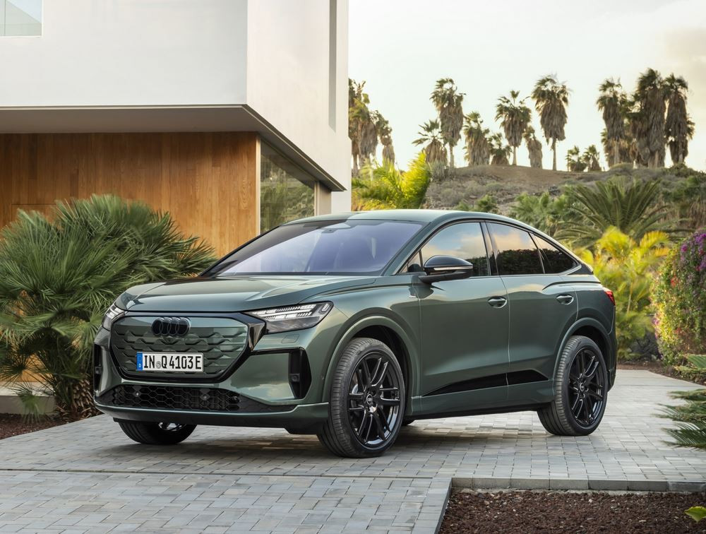 L'Audi Q4 Sportback e-tron restylée affiche une allure moderne et expressive