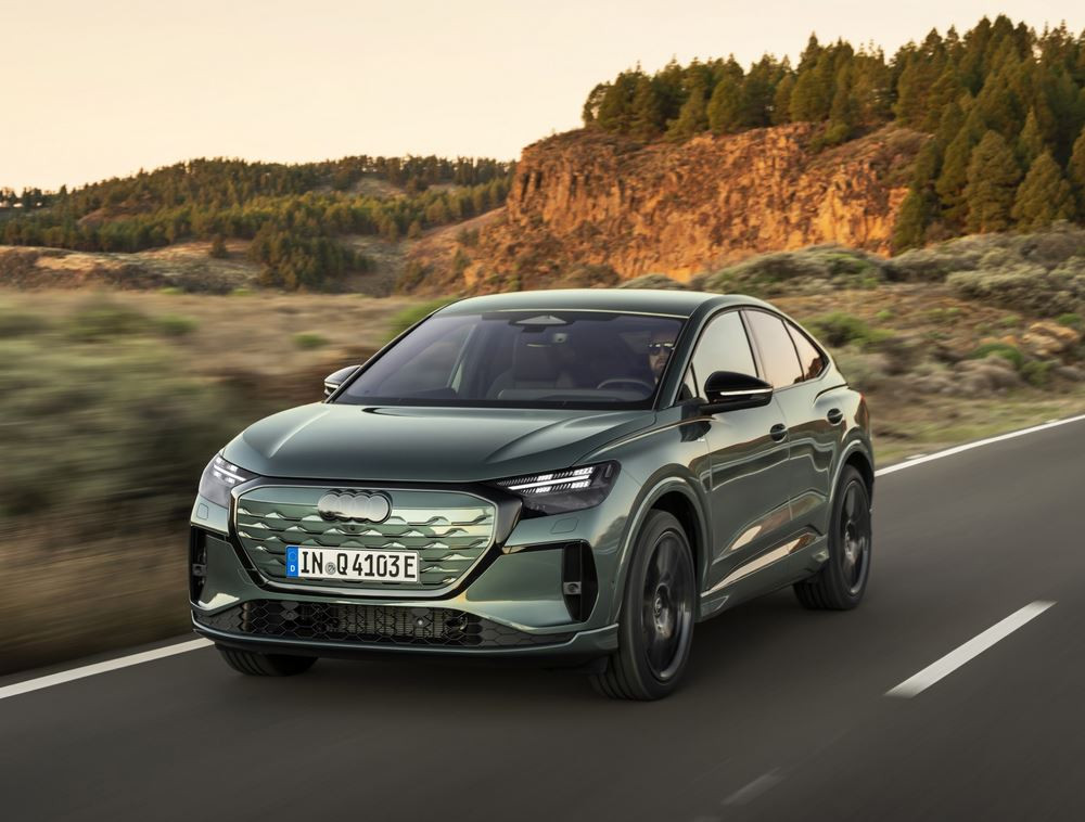 L'Audi Q4 Sportback e-tron restylée affiche une allure moderne et expressive
