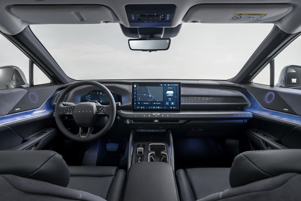 Le SUV électrique à batterie Lexus TZ offre six places sur trois rangées de sièges