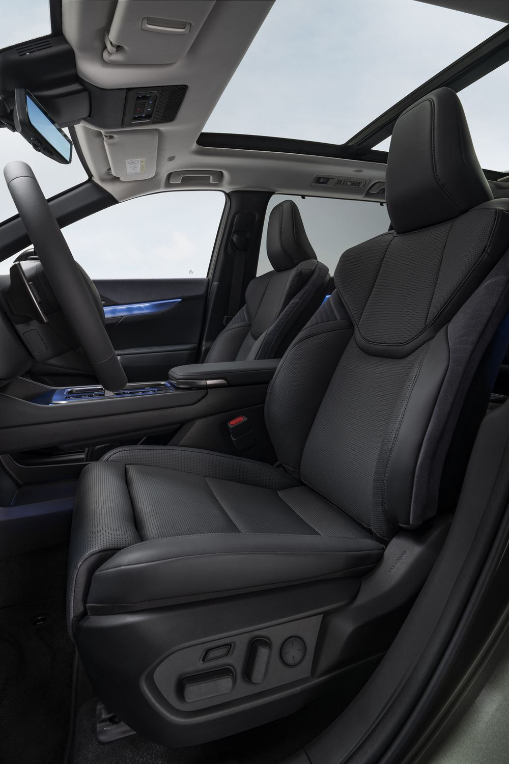 Le SUV électrique à batterie Lexus TZ offre six places sur trois rangées de sièges