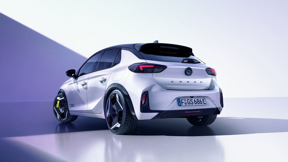 La citadine électrique sportive Opel Corsa GSE développe 281 ch et 345 Nm de couple