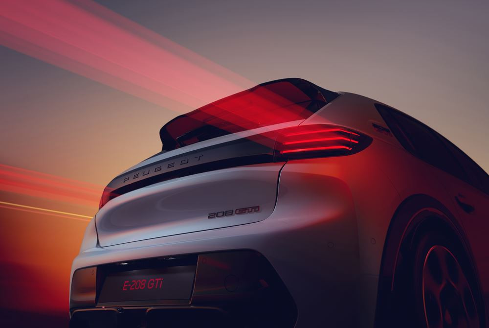 La sportive électrique Peugeot E-208 GTi abat le zéro à 100 km/h en 5,5 secondes