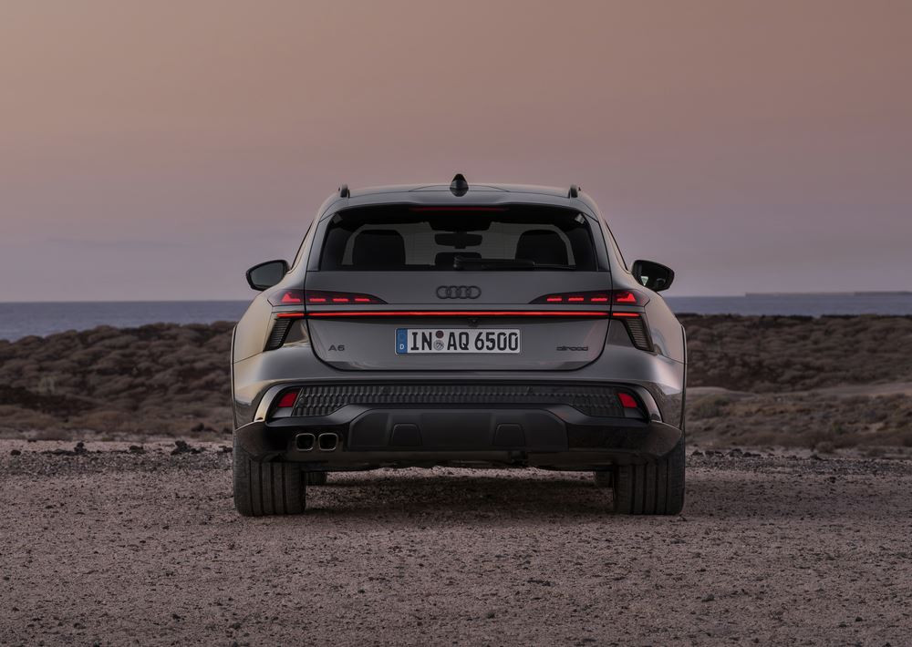 La cinquième génération de l'Audi A6 allroad affiche une allure imposante