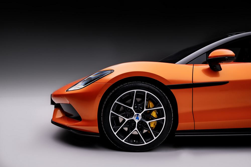 La supercar électrique Denza Z coupé affiche des performances extrêmes