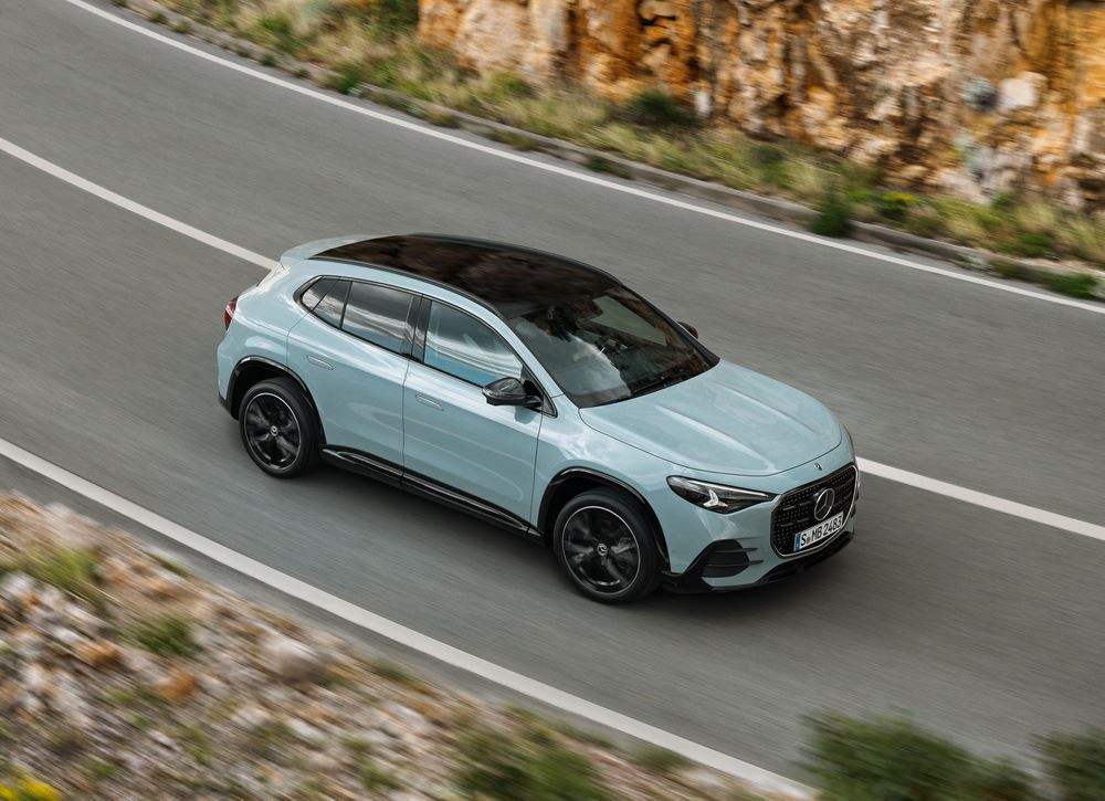 Le SUV compact Mercedes-Benz GLA hybride peut fonctionner uniquement à l'électricité