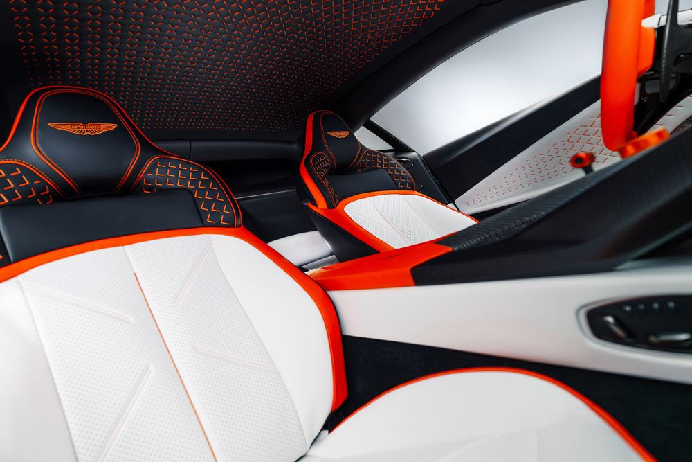La supercar Aston Martin Valen est propulsée par un moteur V12 biturbo 5.2 litres de 850 ch