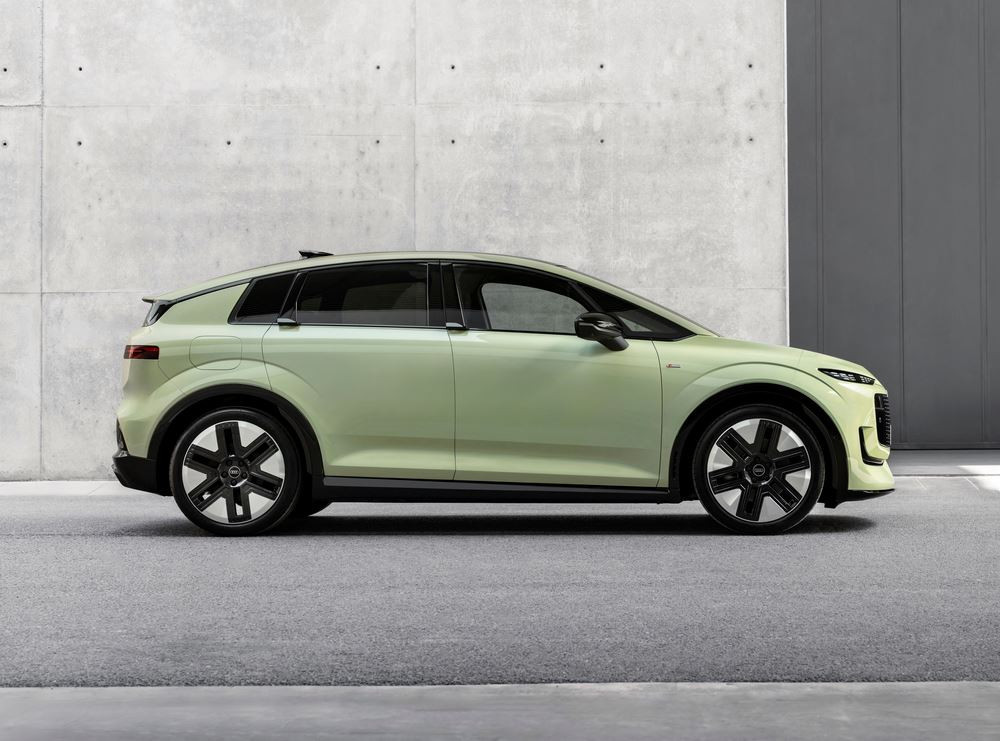 L'Audi A2 e-tron électrique permet d'atteindre jusqu'à 649 kilomètres d'autonomie WLTP