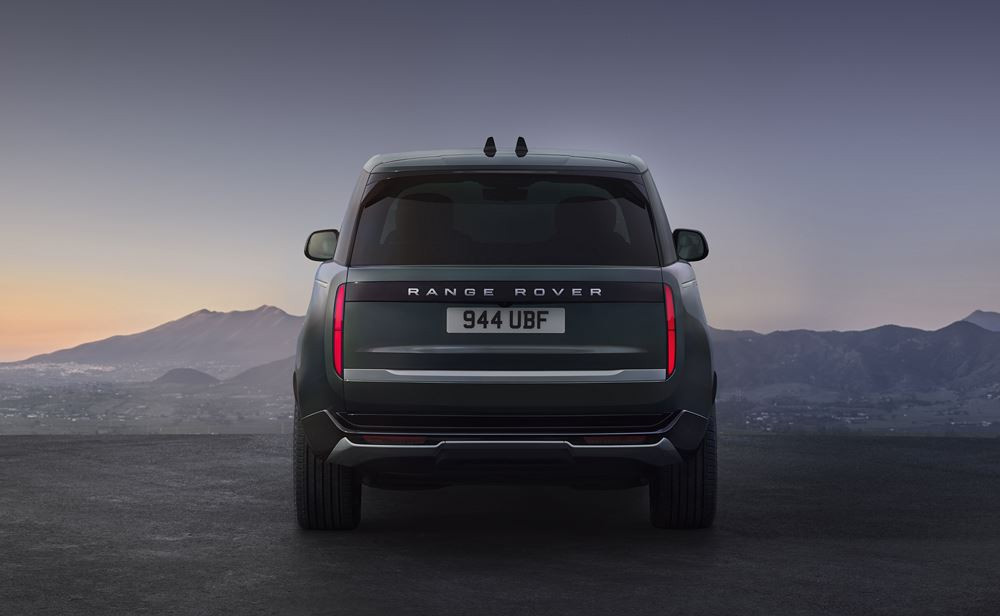 Le SUV de luxe Range Rover fait son entrée dans l'ère de l'électrique