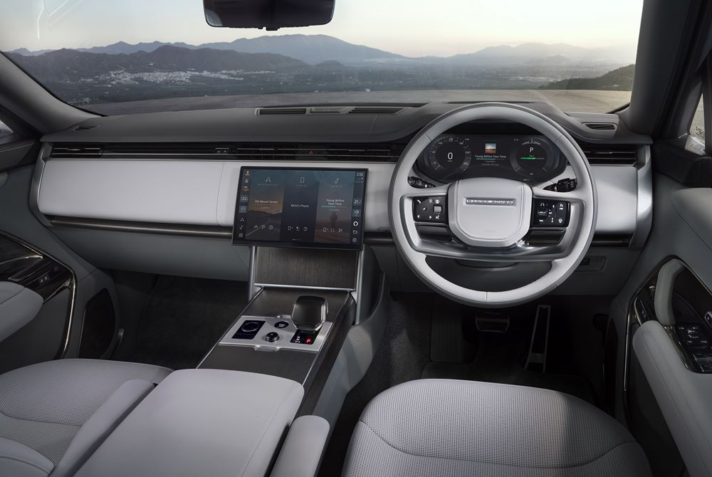Le SUV de luxe Range Rover fait son entrée dans l'ère de l'électrique