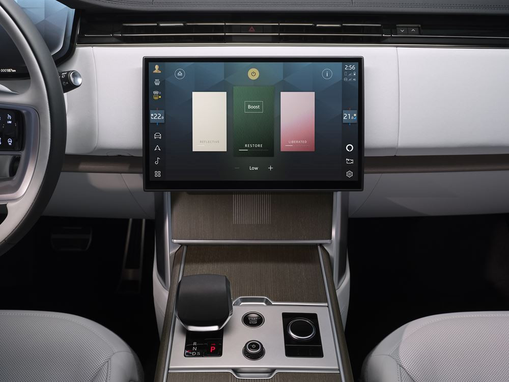 Le SUV de luxe Range Rover fait son entrée dans l'ère de l'électrique