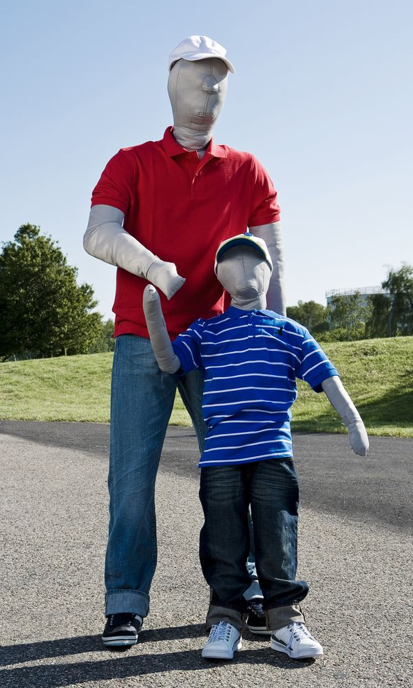 Volvo teste la sécurité de ses voitures avec un nouveau mannequin piéton