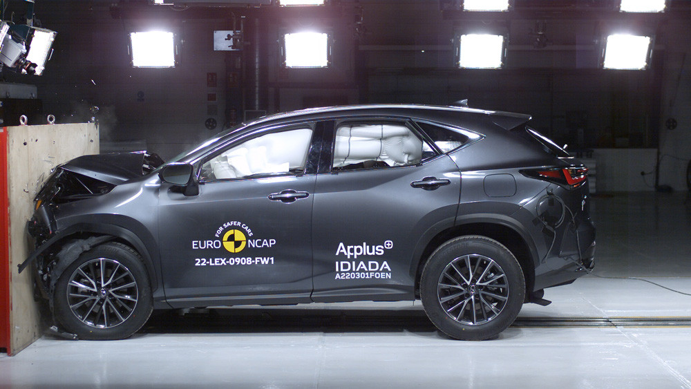 Le Lexus NX obtient cinq étoiles aux crash-tests Euro NCAP