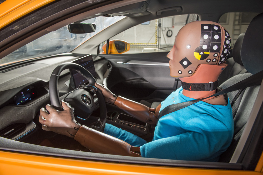 Des tests et des simulations internes en amonts des crash-tests Euro NCAP