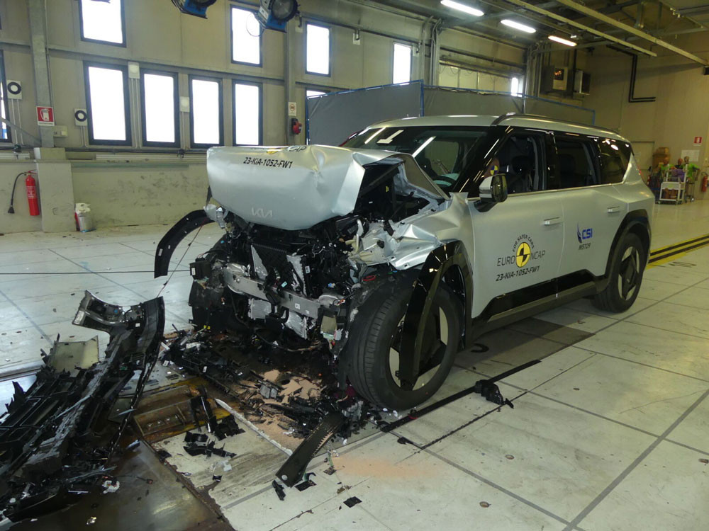 Le grand SUV électrique Kia EV9 obtient cinq étoiles aux crash-tests Euro NCAP 2023
