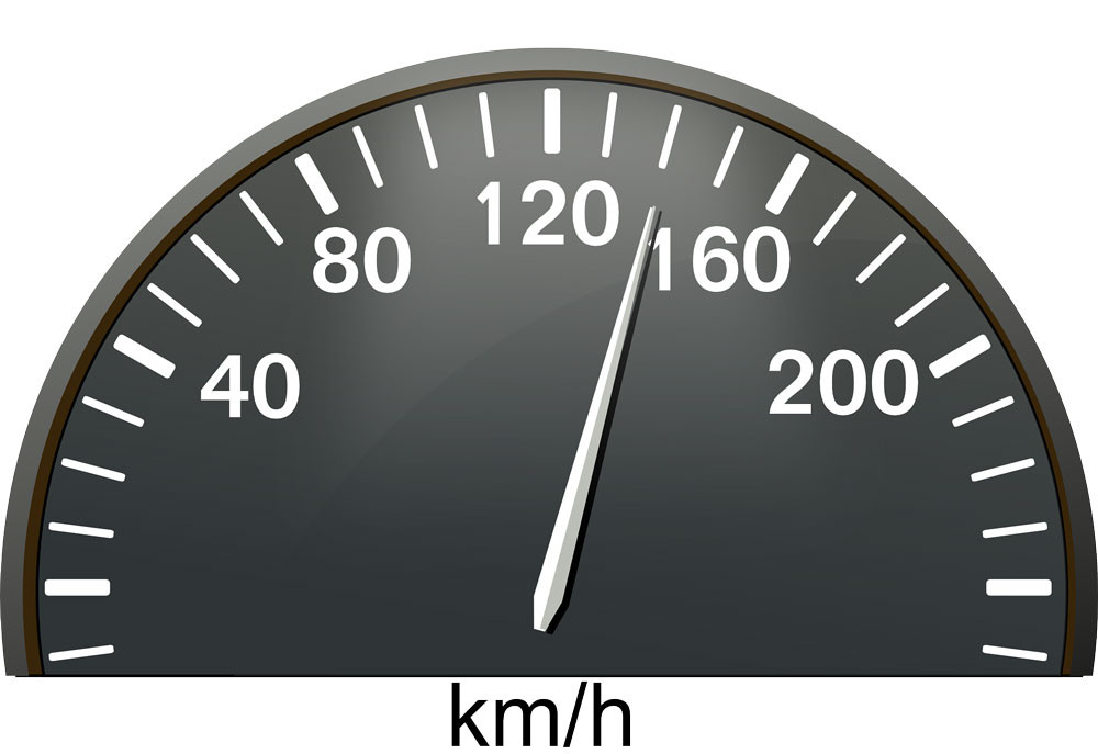 La corrélation entre la puissance du moteur d'une voiture et les taux d'accidents est directe