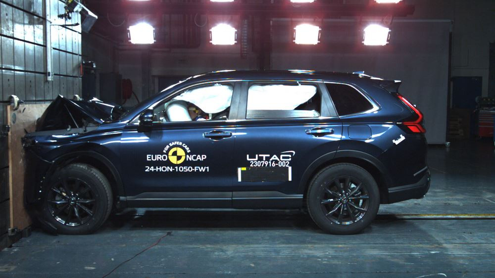 Le SUV de taille intermédiaire Honda CR-V obtient quatre étoiles sur cinq possibles aux crash-tests Euro NCAP 2024