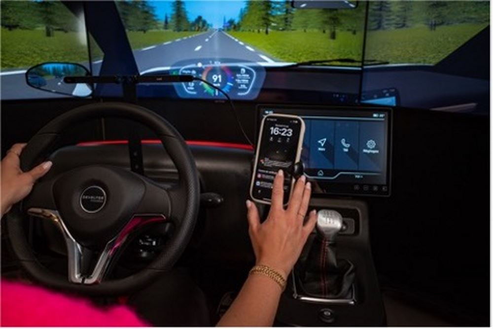 Un conducteur qui a activé les notifications de son smartphone détourne les yeux de la route pendant 6 minutes par heure