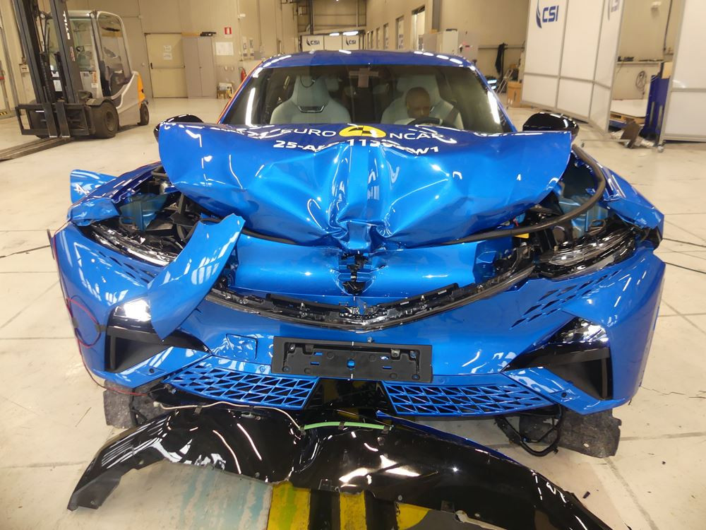 L’Alpine A290 électrique obtient quatre étoiles sur cinq possibles aux crash-tests Euro NCAP 2025
