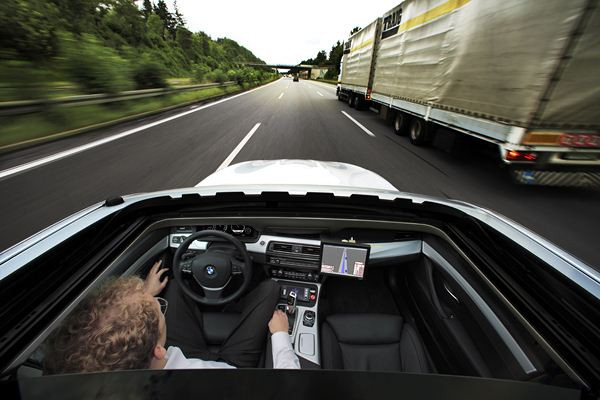 BMW développe un prototype de véhicule automatisé capable de conduire tout seul