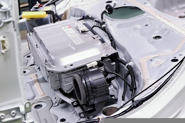 Comment fonctionne la technologie hybride de la Toyota Yaris hybride?