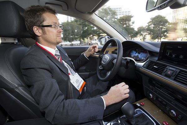 Audi développe un système de conduite pilotée dans les embouteillages